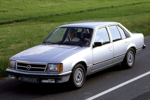 Opel Commodore 2.5 S De Luxe 1979 view 2
