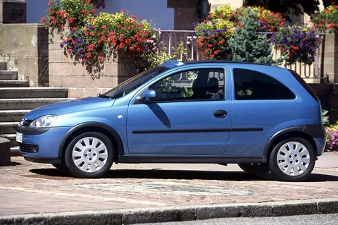 Opel Corsa 1.2-16V Elegance 2000 view 2