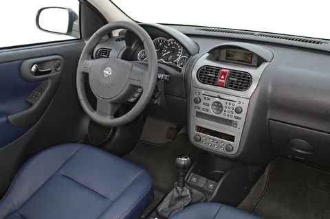 Opel Corsa 1.7 CDTi Maxx 2004 view 1