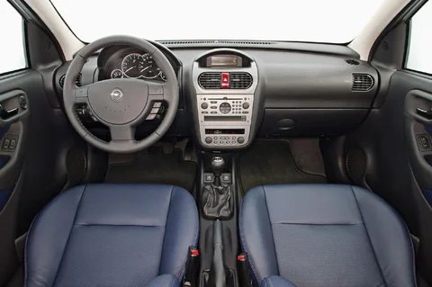 Opel Corsa 1.7 CDTi Maxx 2004 view 2
