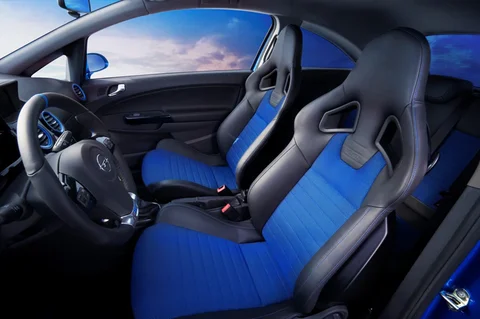 Opel Corsa OPC 2007 view 3