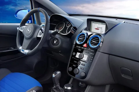 Opel Corsa OPC 2007 view 4