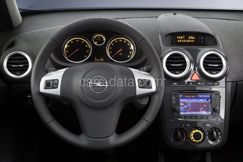 Opel Corsa 1.2 ecoFLEX Selection 2012 front view