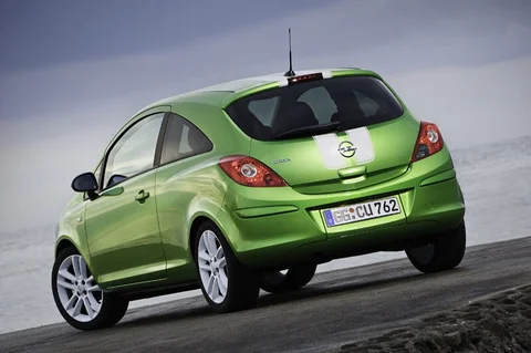 Opel Corsa 1.0 Selection 2011 view 5