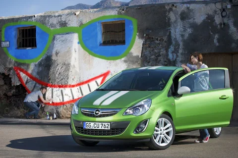 Opel Corsa 1.0 Selection 2011 view 6