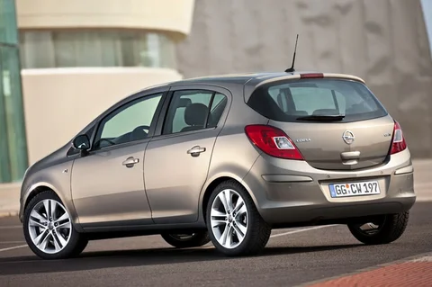 Opel Corsa 1.2 Selection 2011 view 4