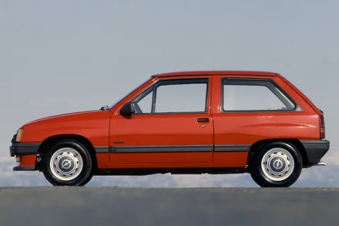 Opel Corsa 1.2 S Luxe 1983 view 4