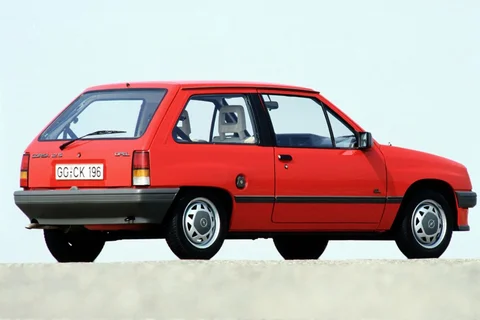 Opel Corsa 1.3 S GL 1985 view 2