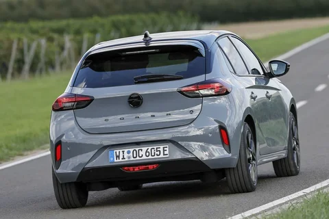 Opel Corsa Electric Ultimate 2025 view 11