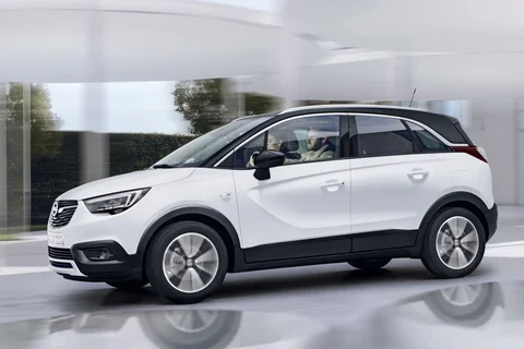 Opel Crossland X 1.2 Selection 2017 view 3