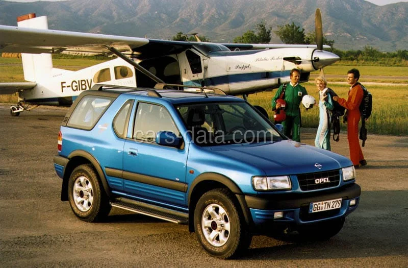 Opel Frontera Sport Olympus 2.2-16V 2001 front view