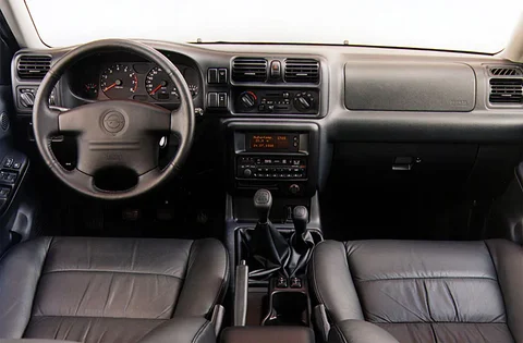 Opel Frontera 1998 front view