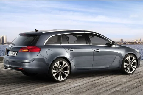 Opel Insignia Sports Tourer 2.0 Turbo E85 Cosmo 2011 view 2