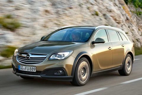 Opel Insignia Country Tourer 2.0 CDTI Bi-Power 4x4 2013 view 9