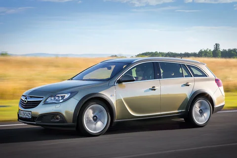 Opel Insignia Country Tourer 2.0 CDTI Bi-Power 4x4 2013 view 12