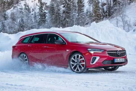 Opel Insignia Sports Tourer 2.0 CDTI 174hp 4x4 Ultimate 2020 view 5