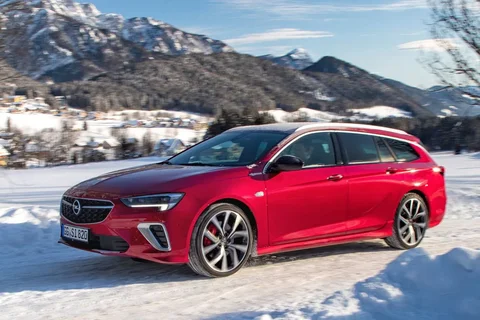 Opel Insignia Sports Tourer 2.0 CDTI 174hp 4x4 Ultimate 2020 view 9