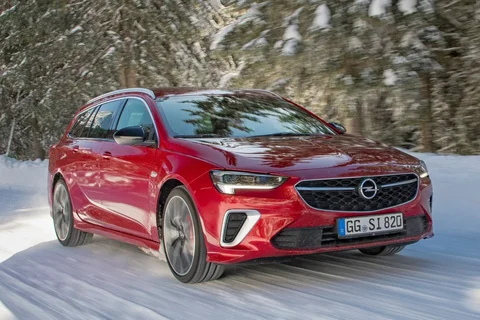 Opel Insignia Sports Tourer 2.0 CDTI 174hp 4x4 Ultimate 2020 view 10