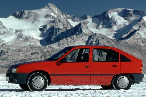 Opel Kadett 1984 front view
