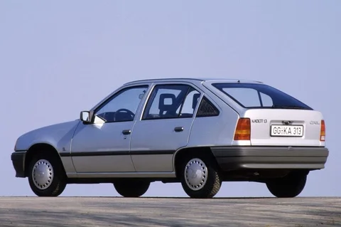 Opel Kadett 1.2 S LS 1984 view 5
