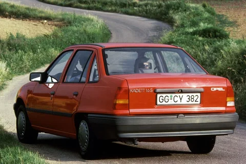 Opel Kadett 1.6 D LS 1985 view 3