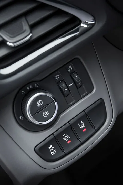 Opel Karl 1.0 Edition 2015 view 7
