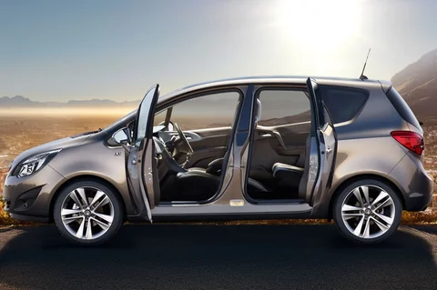 Opel Meriva 1.4 Cosmo 2010 view 9
