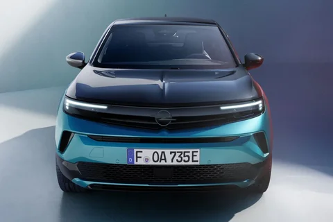 Opel Mokka Electric 54kWh Edition 2024 view 3