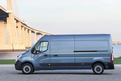 Opel Movano L1H1 3500 2.3 CDTi 146 2011 view 2