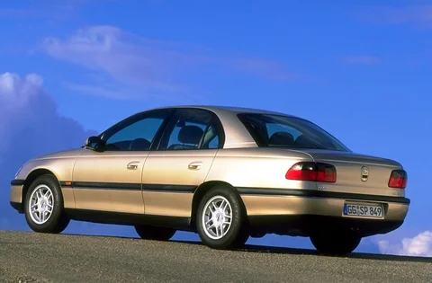 Opel Omega 2.0 DTi-16V CD 1997 view 2