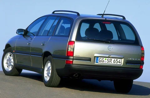 Opel Omega Estate 2.5i-V6 CD 1997 view 2