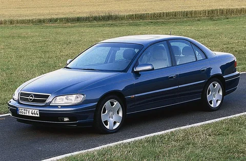 Opel Omega 2.2i-16V Elegance 1999 view 3