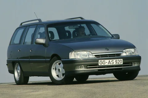 Opel Omega Caravan 2.3 D 1989 view 2