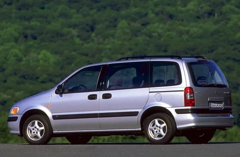Opel Sintra 2.2i-16V GLS 1997 view 2