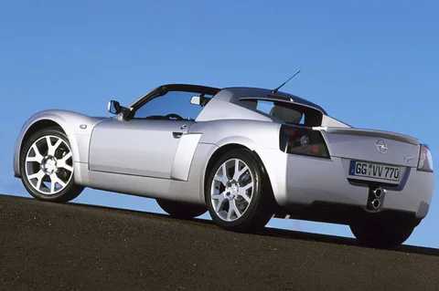 Opel Speedster Turbo 2003 view 2