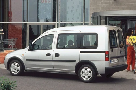 Opel Tour 1.7 Di-16V 2002 view 5