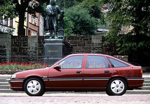 Opel Vectra 2.5i-V6 CD 1993 view 2