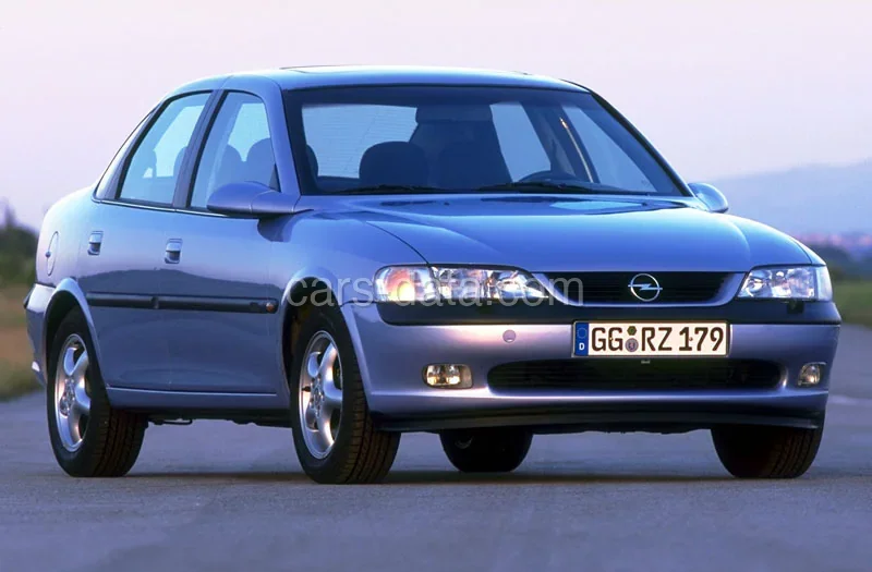 Opel Vectra 1.6i CD 1995 front view