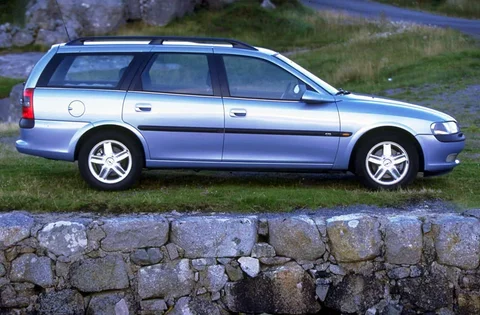 Opel Vectra Estate 1.6i CD 1996 view 3
