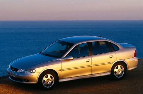 Opel Vectra 2.2 DTi-16V Elegance 2000 view 3
