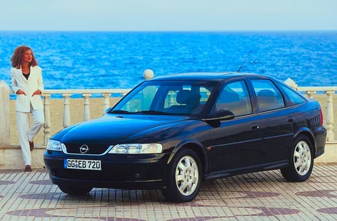 Opel Vectra 2.2 DTi-16V Elegance 2000 view 4