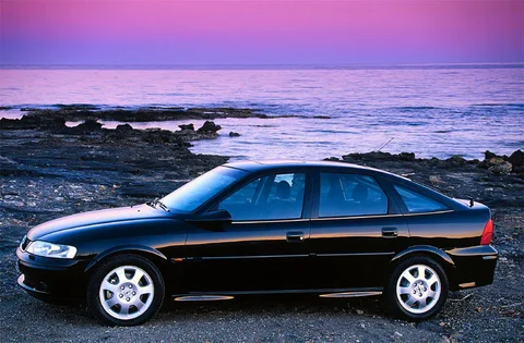Opel Vectra 2.2 DTi-16V Elegance 2000 view 6