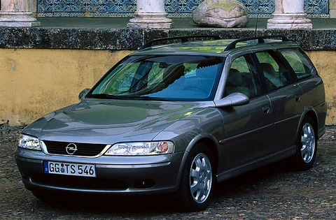 Opel Vectra Estate 2.2 DTi-16V Elegance 2000 view 4