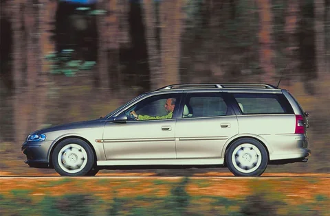 Opel Vectra Estate 2.2 DTi-16V Elegance 2000 view 5