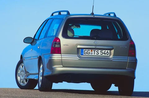 Opel Vectra Estate 2.2 DTi-16V Elegance 2000 view 6