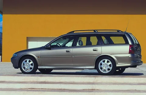 Opel Vectra Estate 2.2 DTi-16V Elegance 2000 view 8