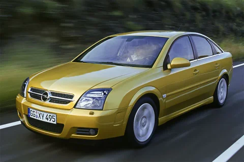 Opel Vectra GTS 2.2-16V Elegance 2002 view 4