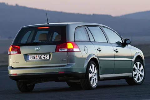 Opel Vectra Estate 2.0 DTi-16V Elegance 2003 view 4