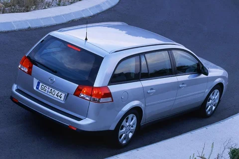 Opel Vectra Estate 2.0 DTi-16V Elegance 2003 view 5