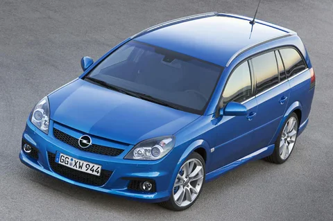 Opel Vectra Estate OPC 2006 view 3